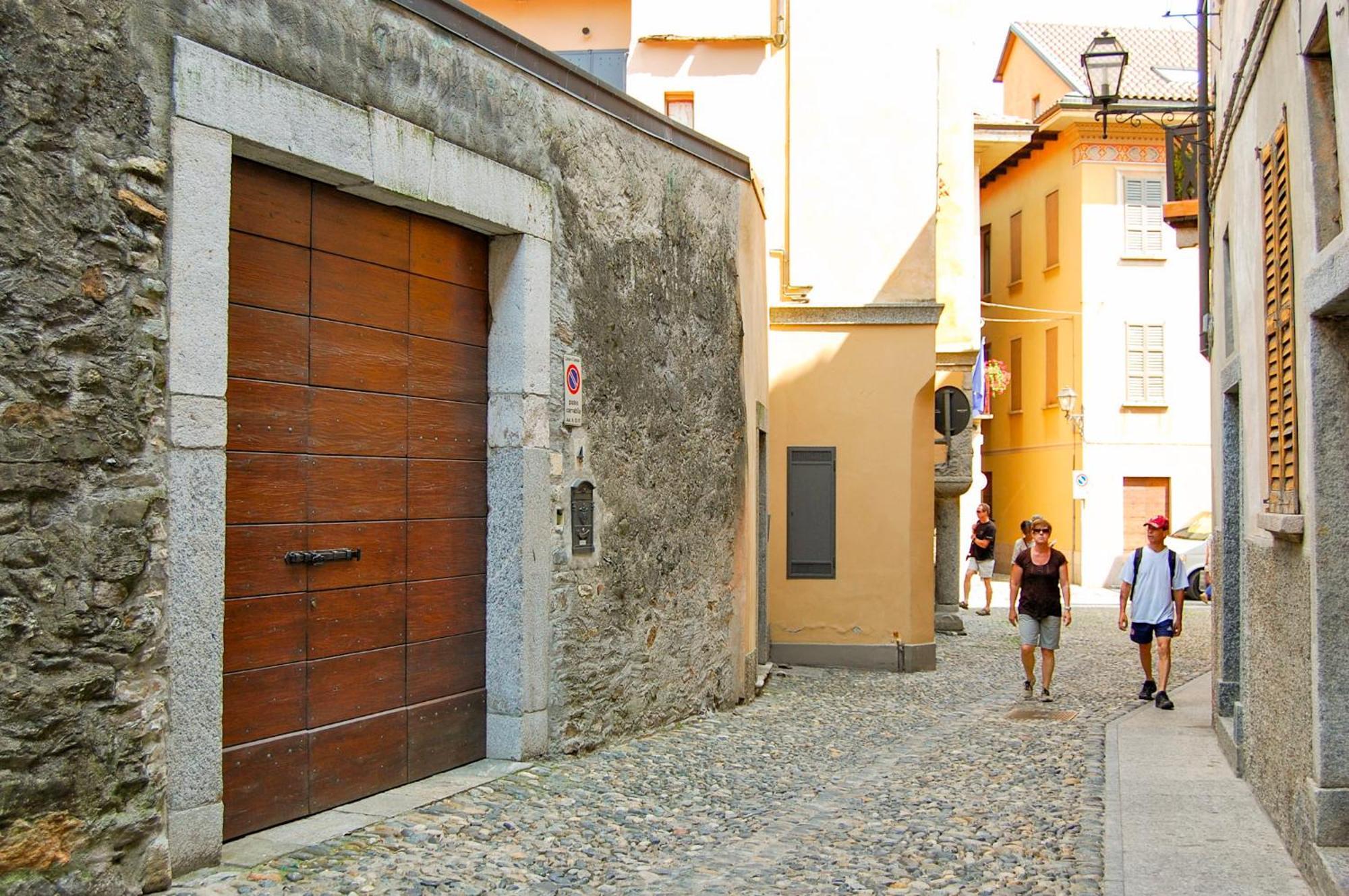 Casa Borgo Lägenhet Cannobio Exteriör bild