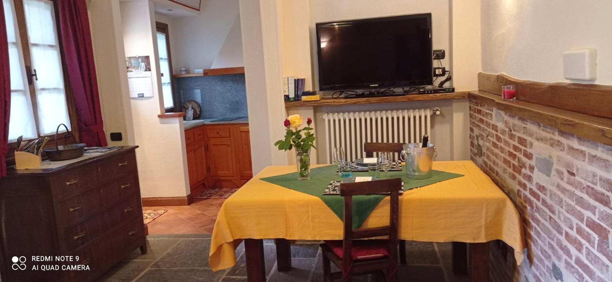 Casa Borgo Lägenhet Cannobio Exteriör bild
