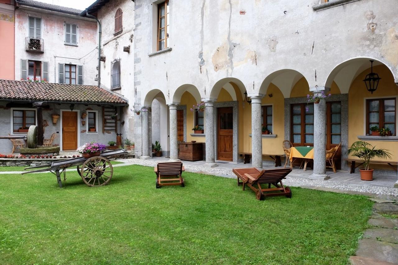 Casa Borgo Lägenhet Cannobio Exteriör bild